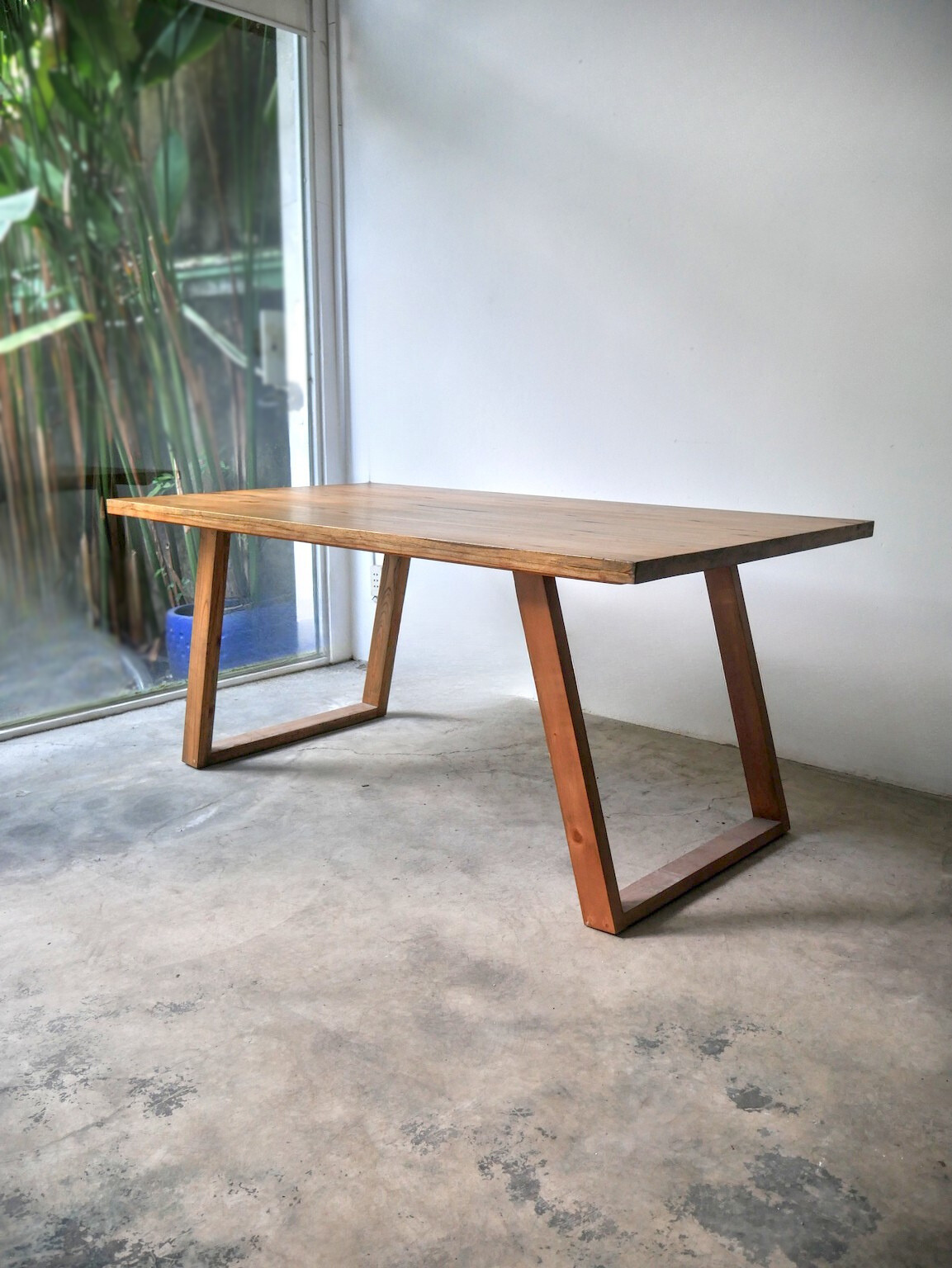 Dining Table 131