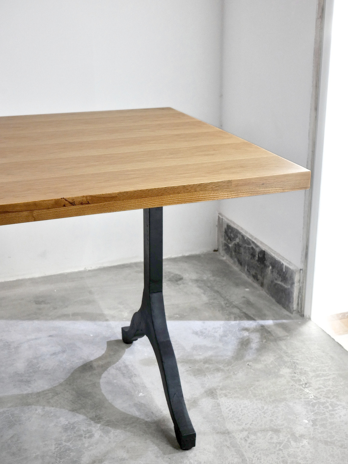 Dining Table 132
