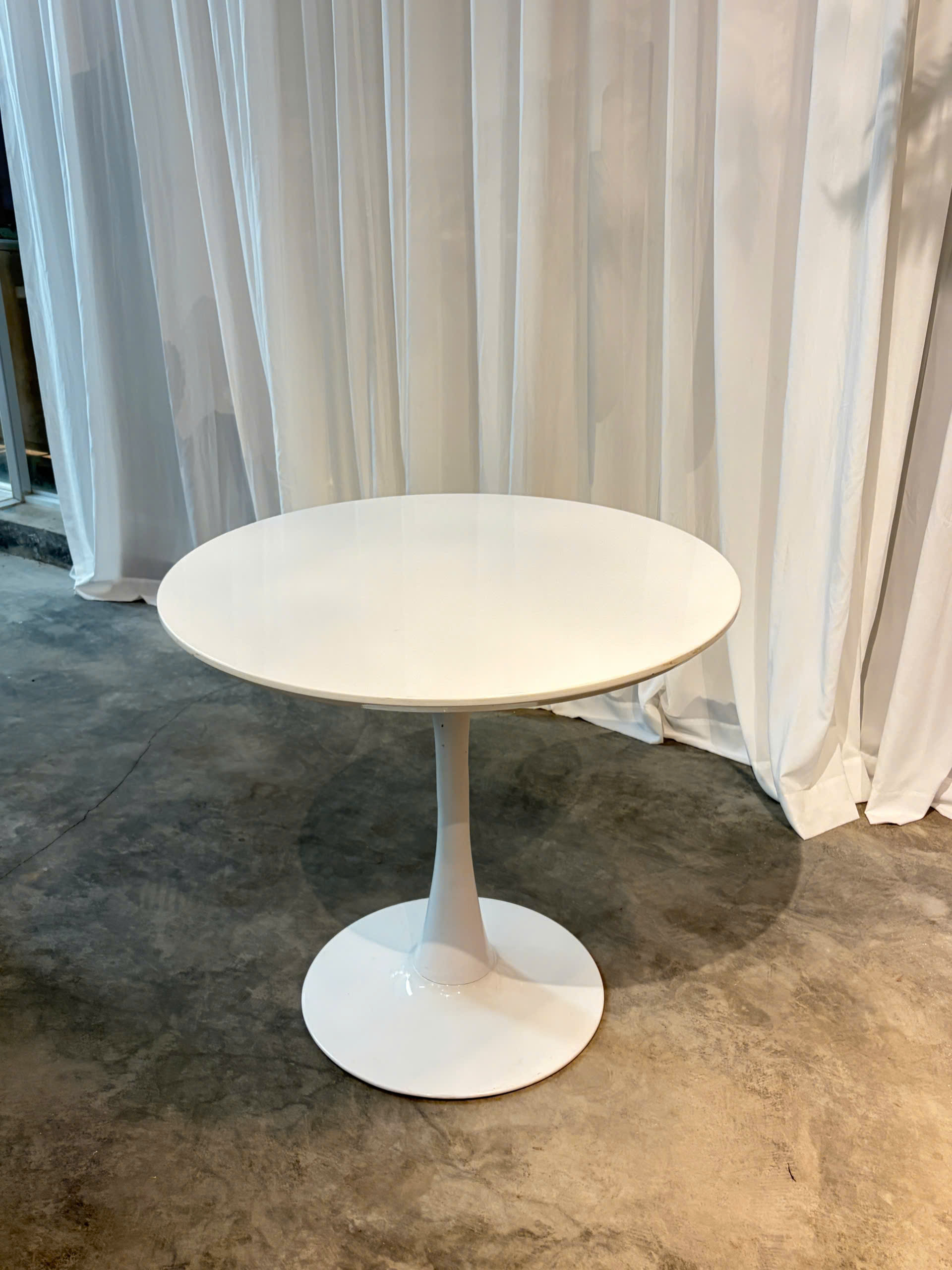 Dining Table 133