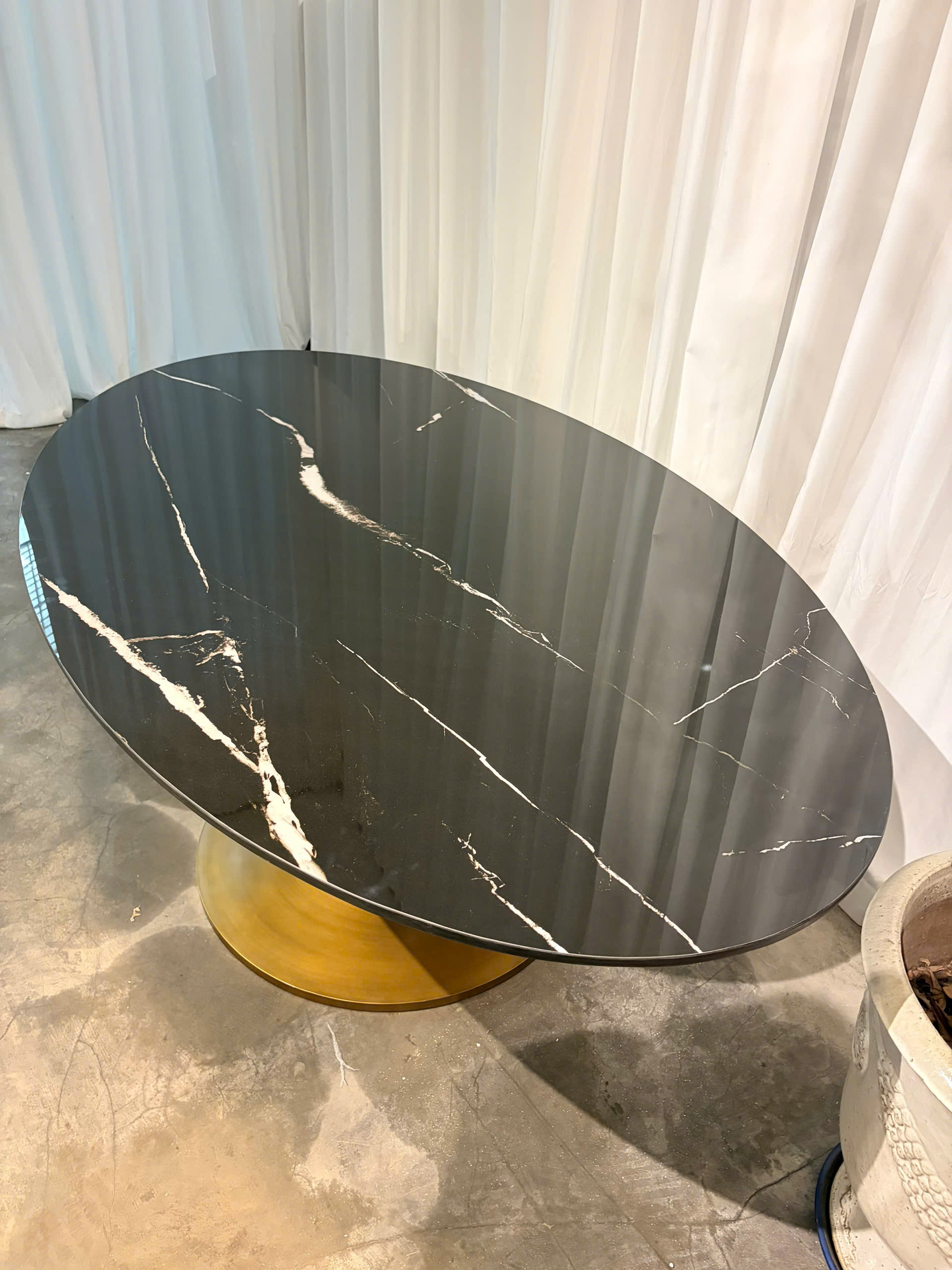 Dining Table 135