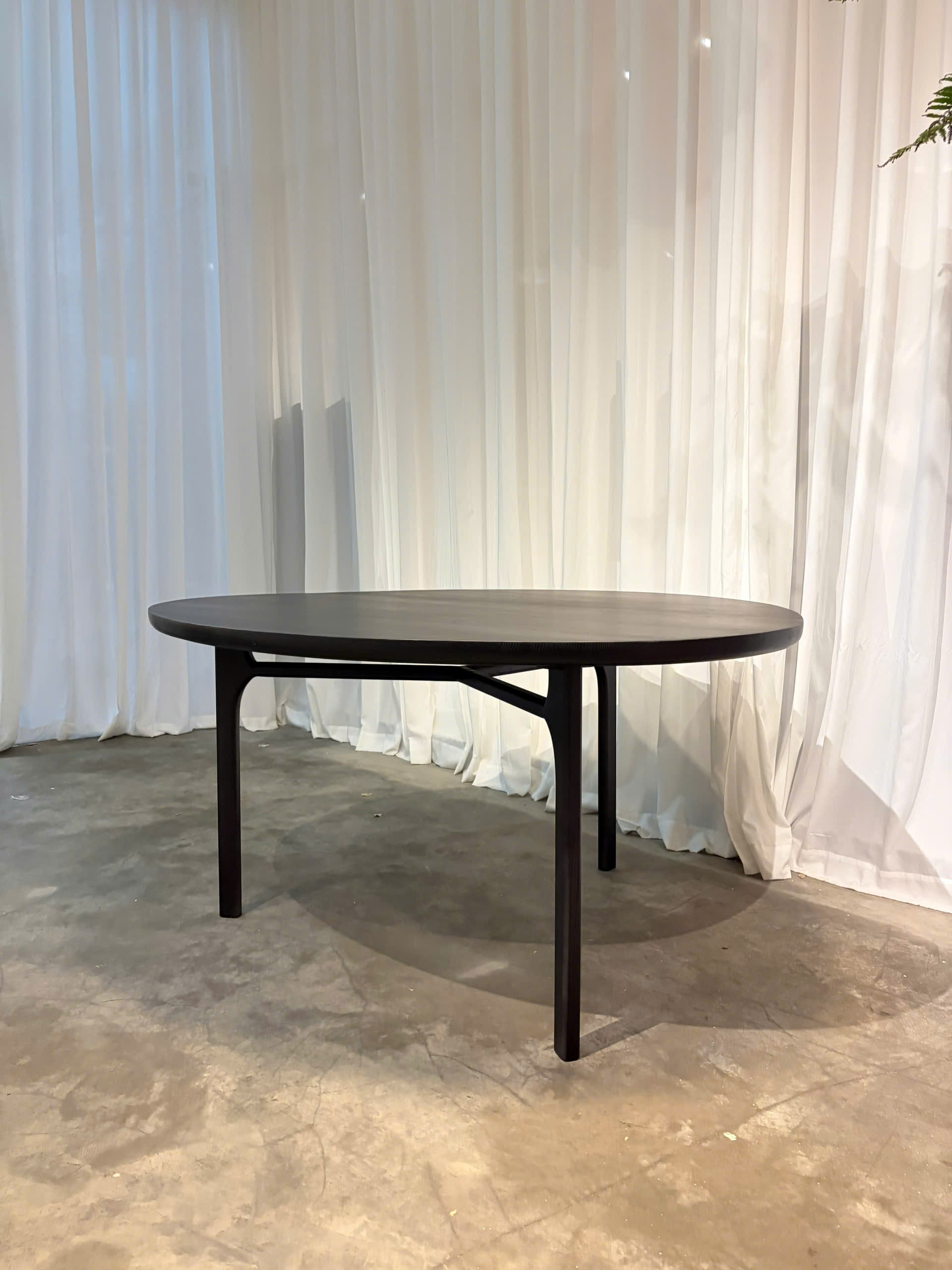 Dining Table 136