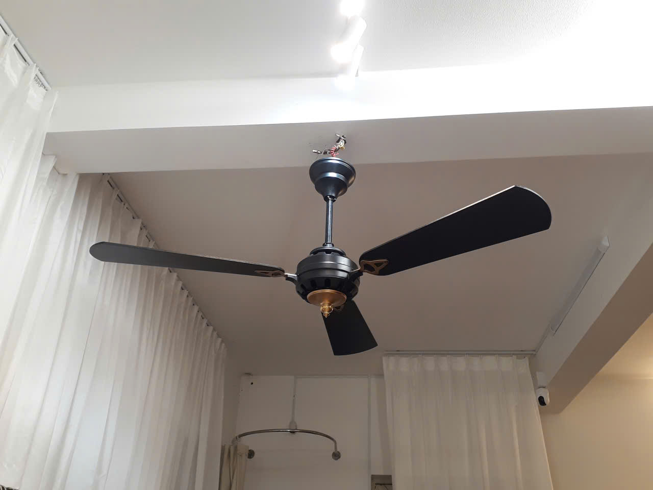 Fan 2