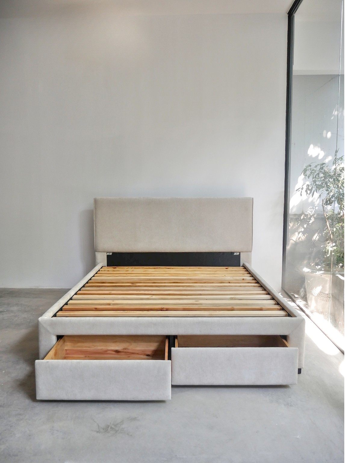 King Bed 38