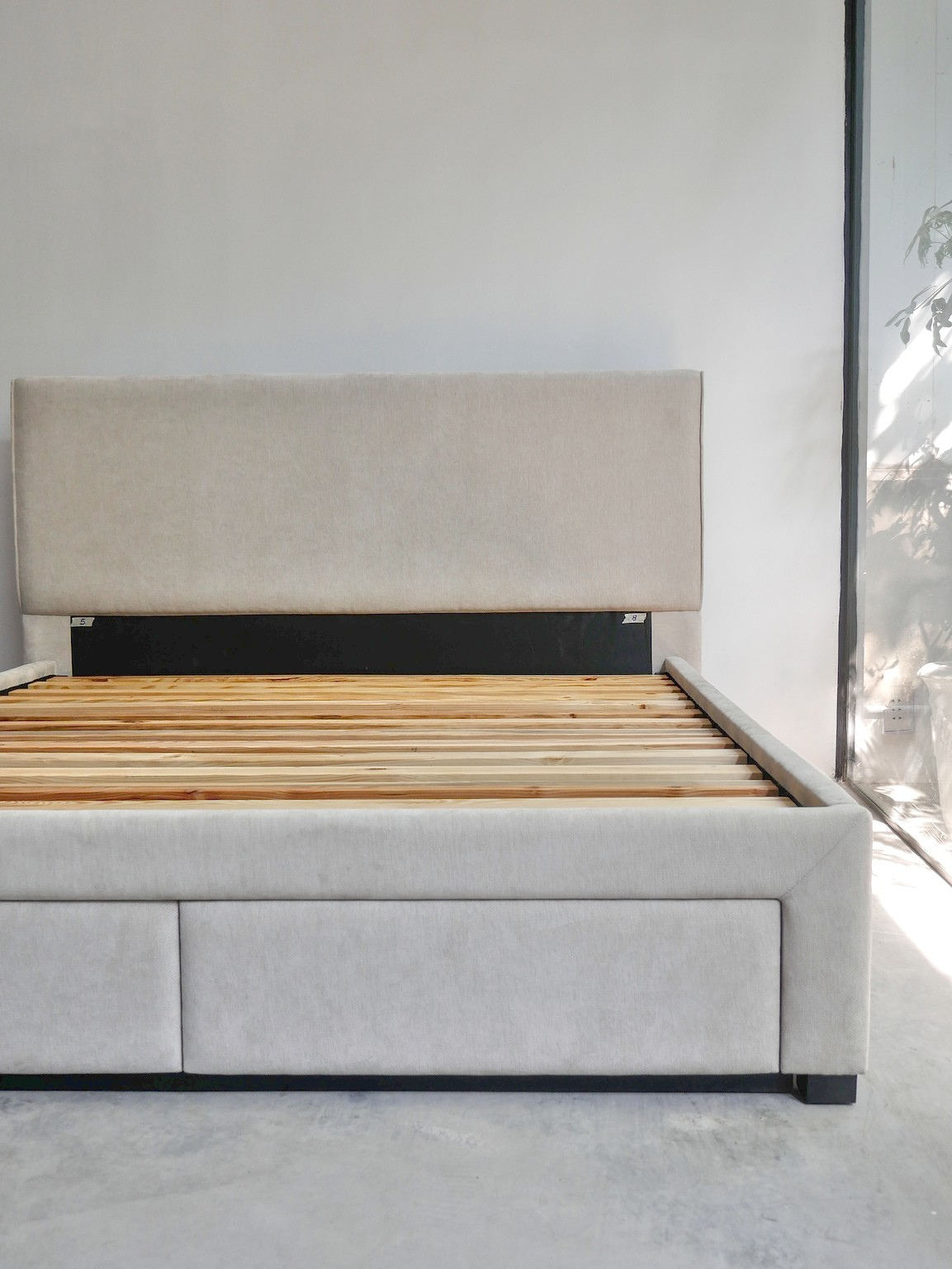 King Bed 38