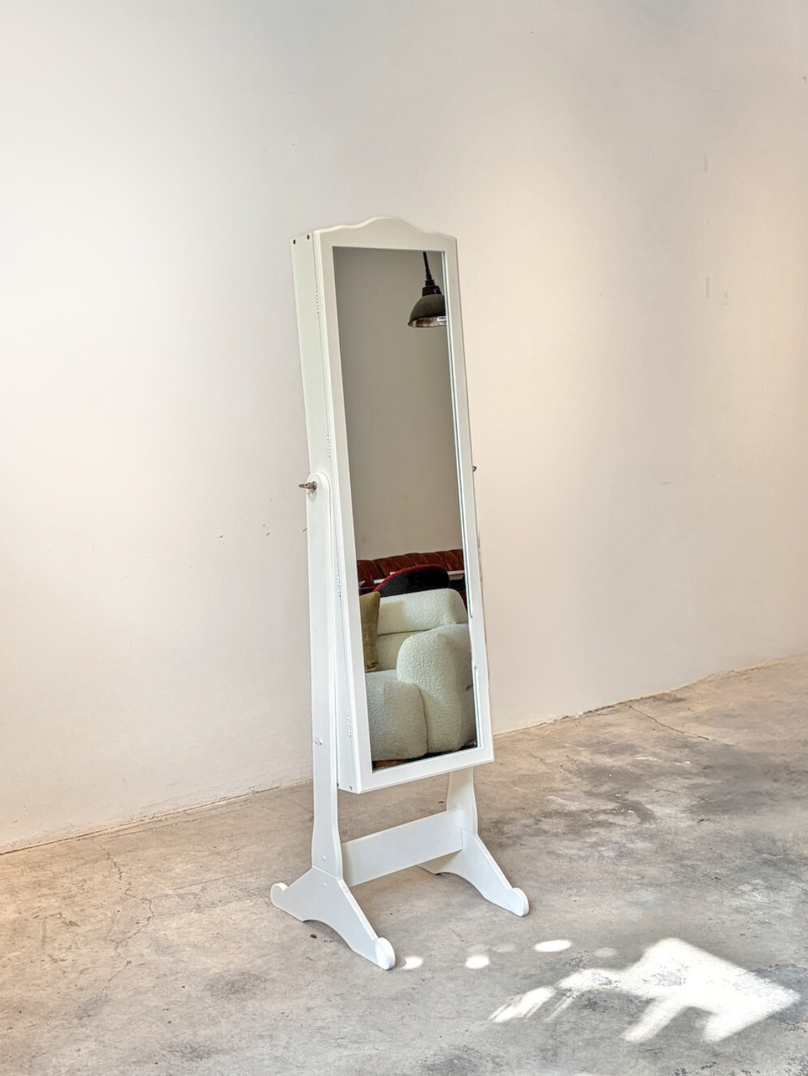 Standing Mirror Jewelry Cabinet 41