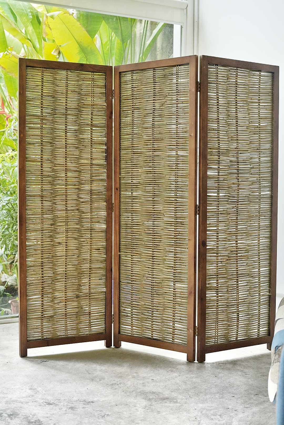 Screen 01