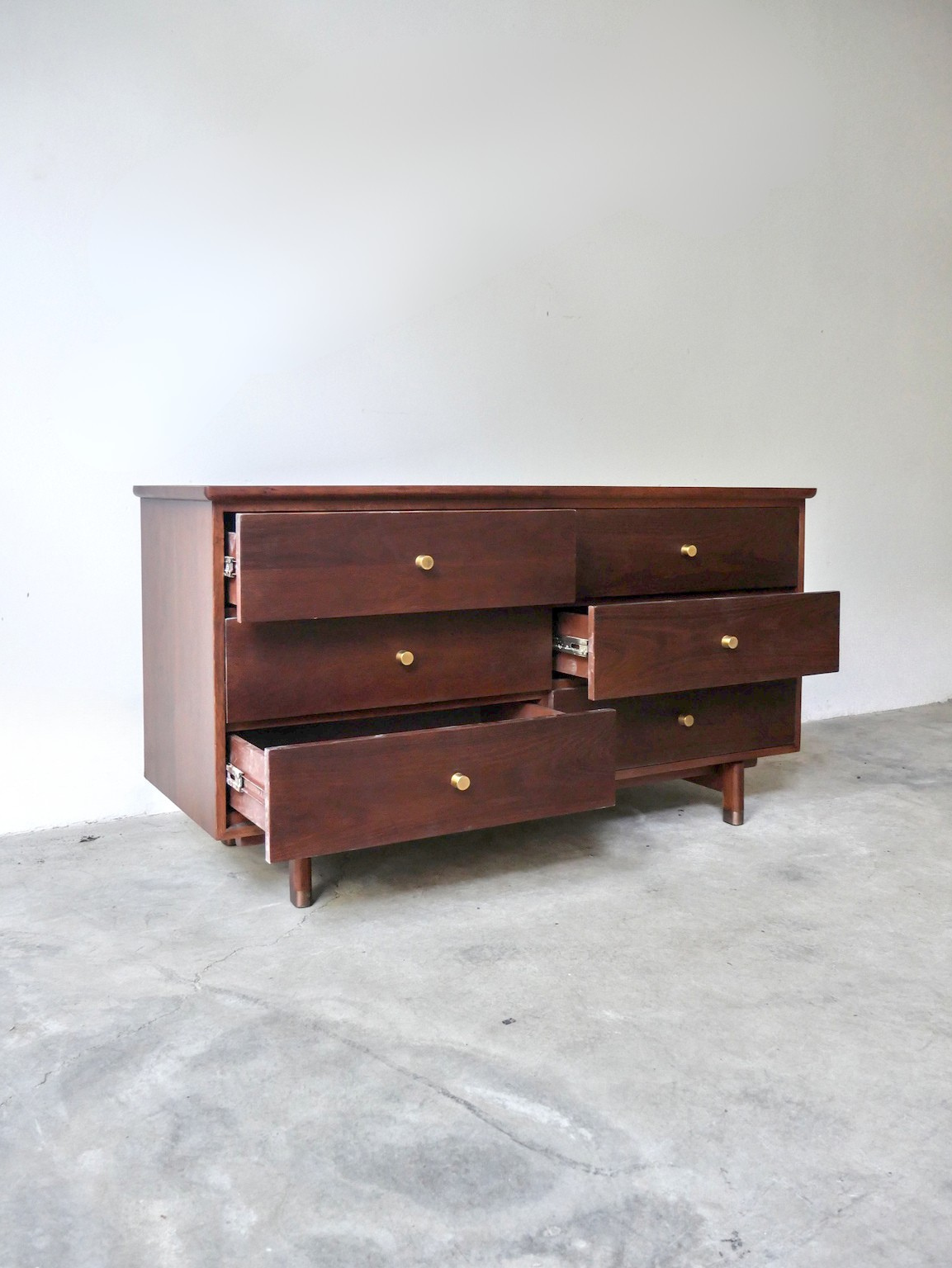 Sideboard 71