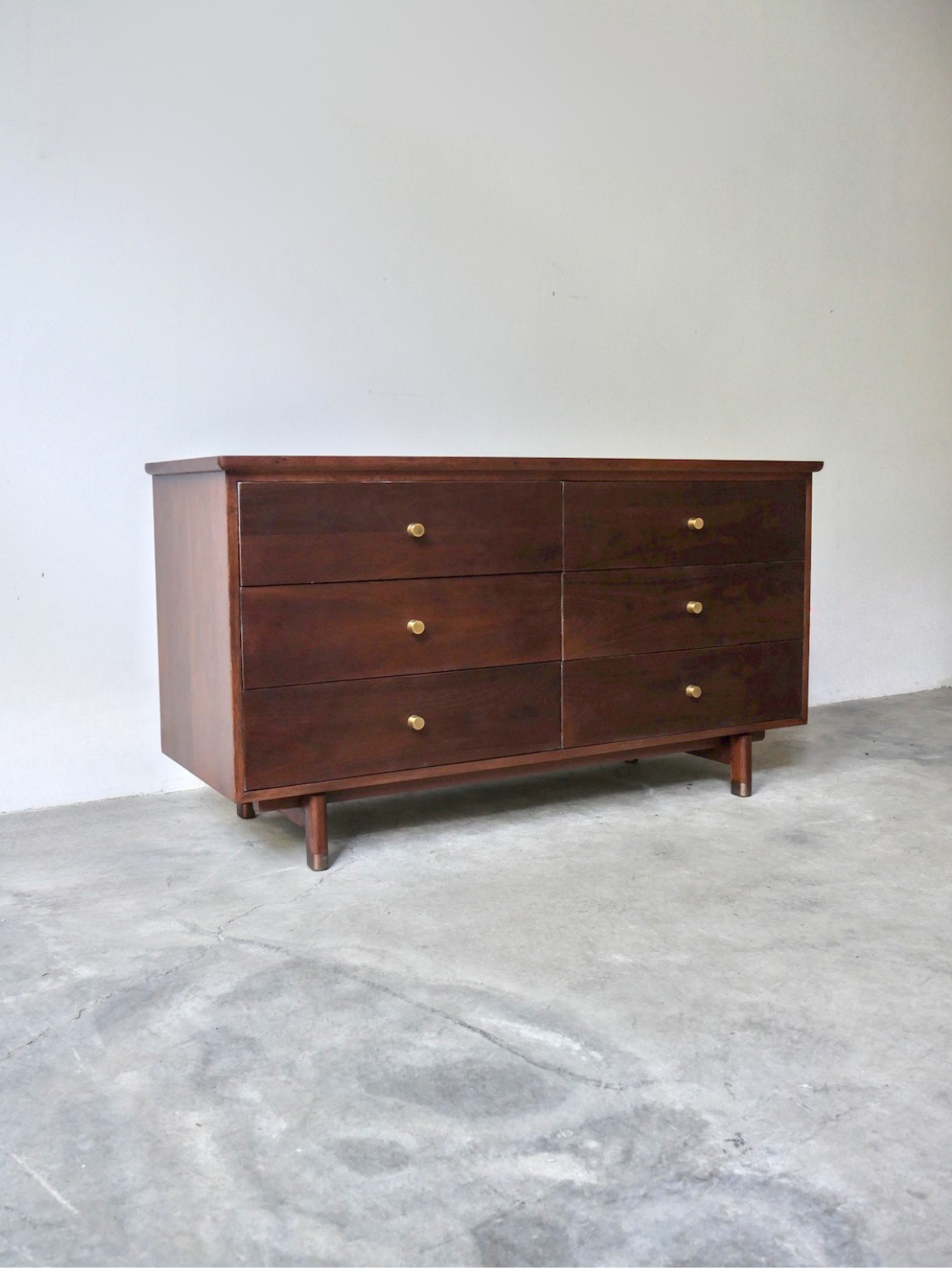 Sideboard 71