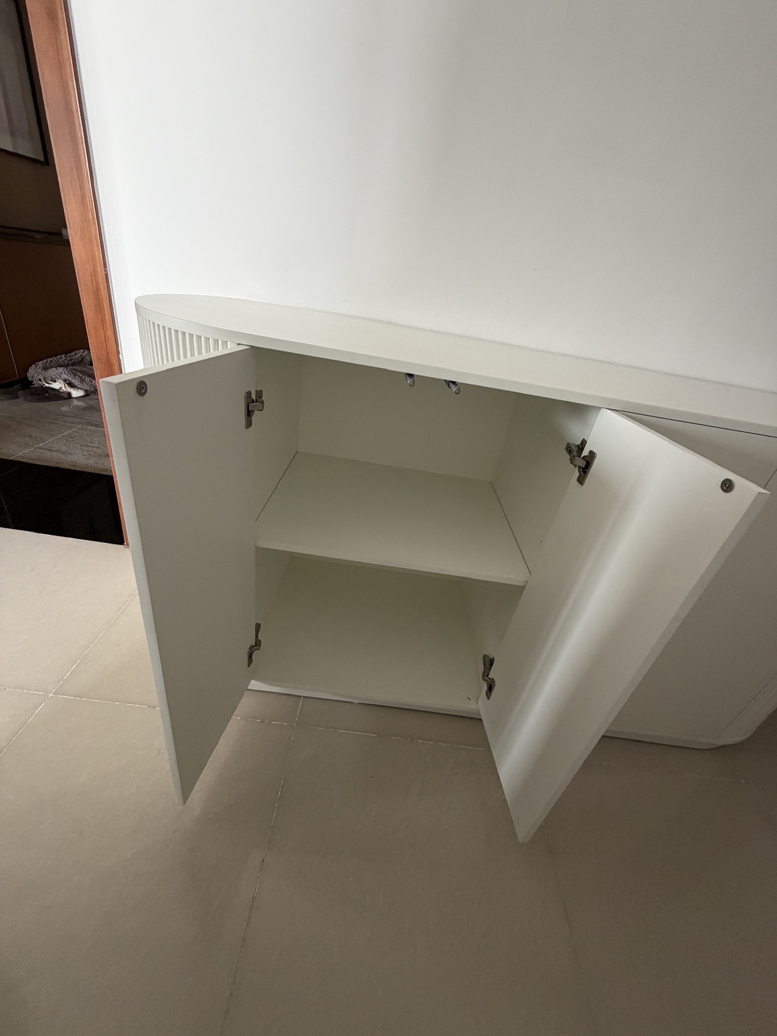 Sideboard 73