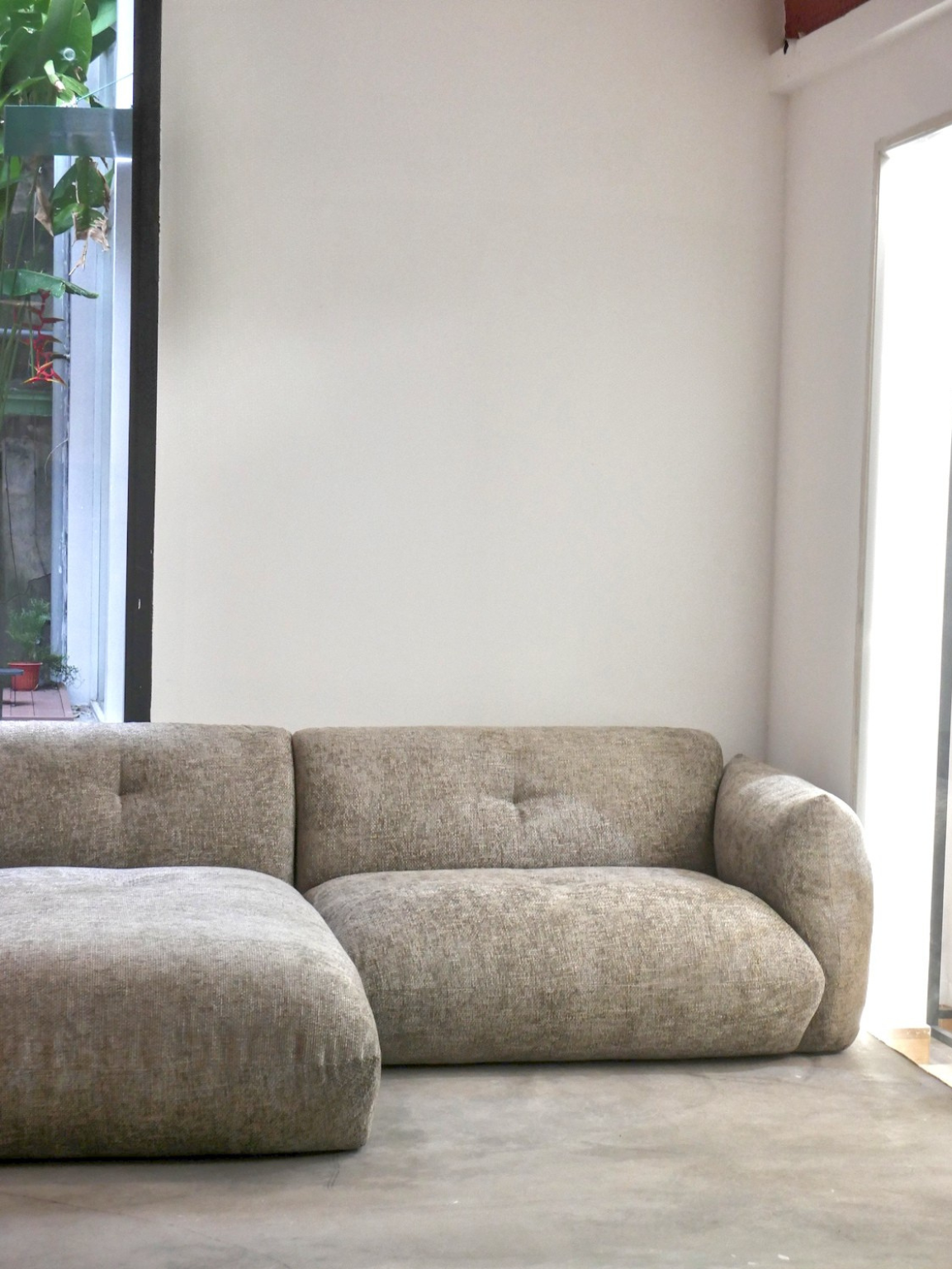 Sofa L shaped 115