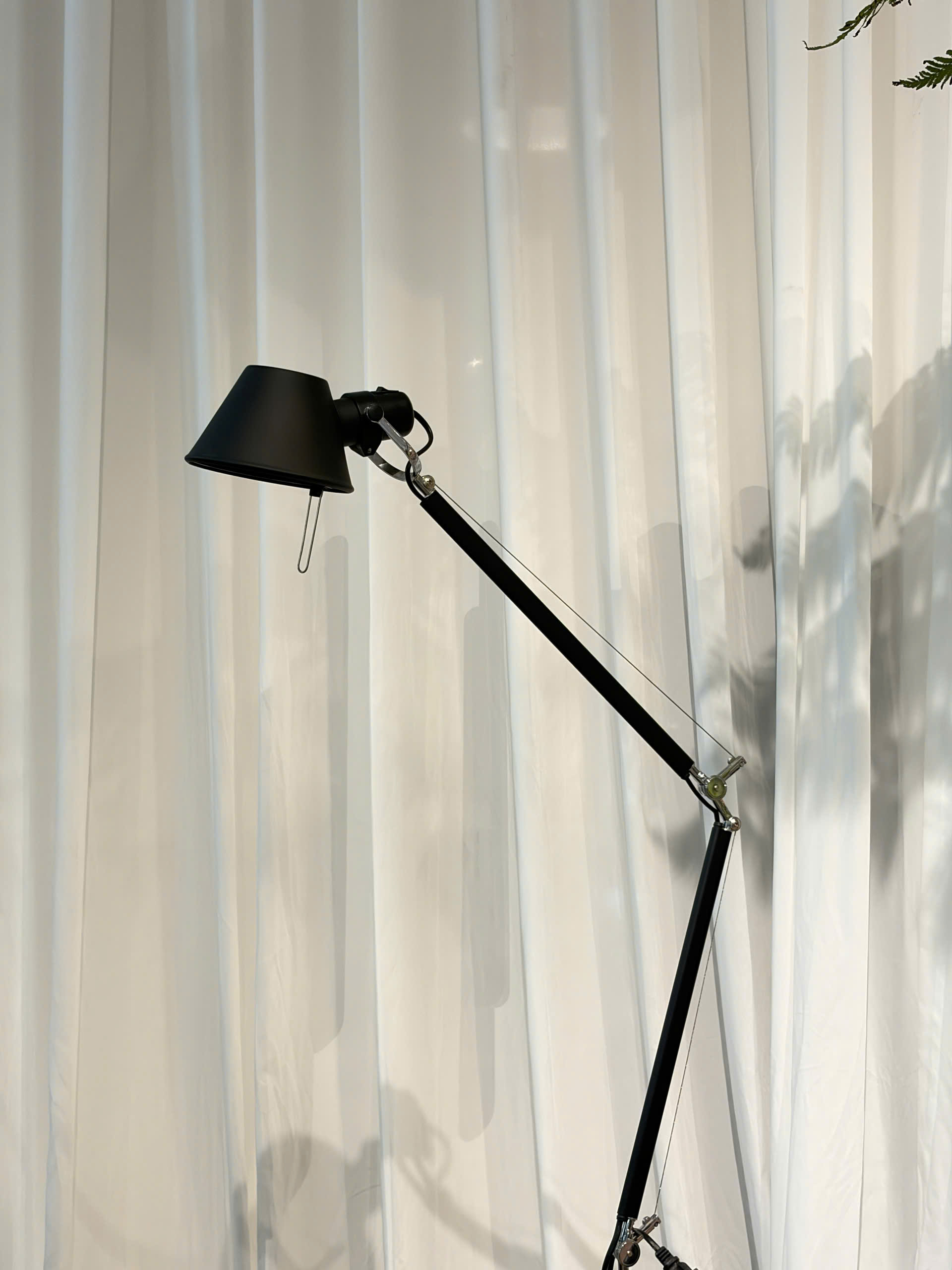 Standing Lamp 36