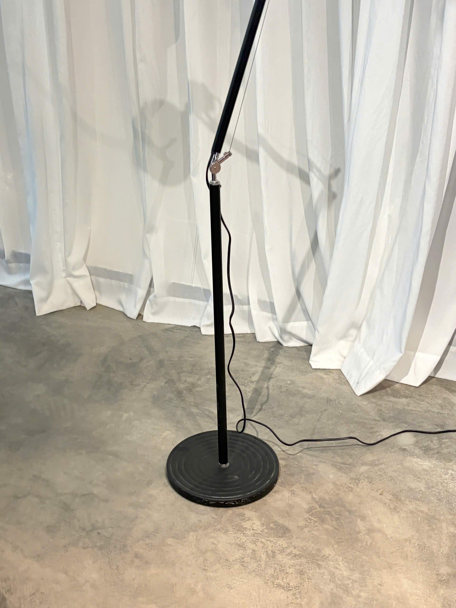 Standing Lamp 36