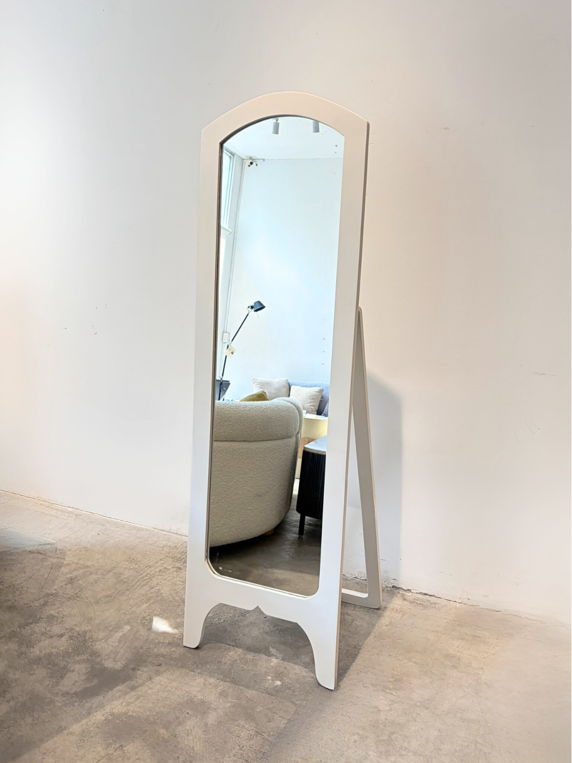Standing Mirror 42