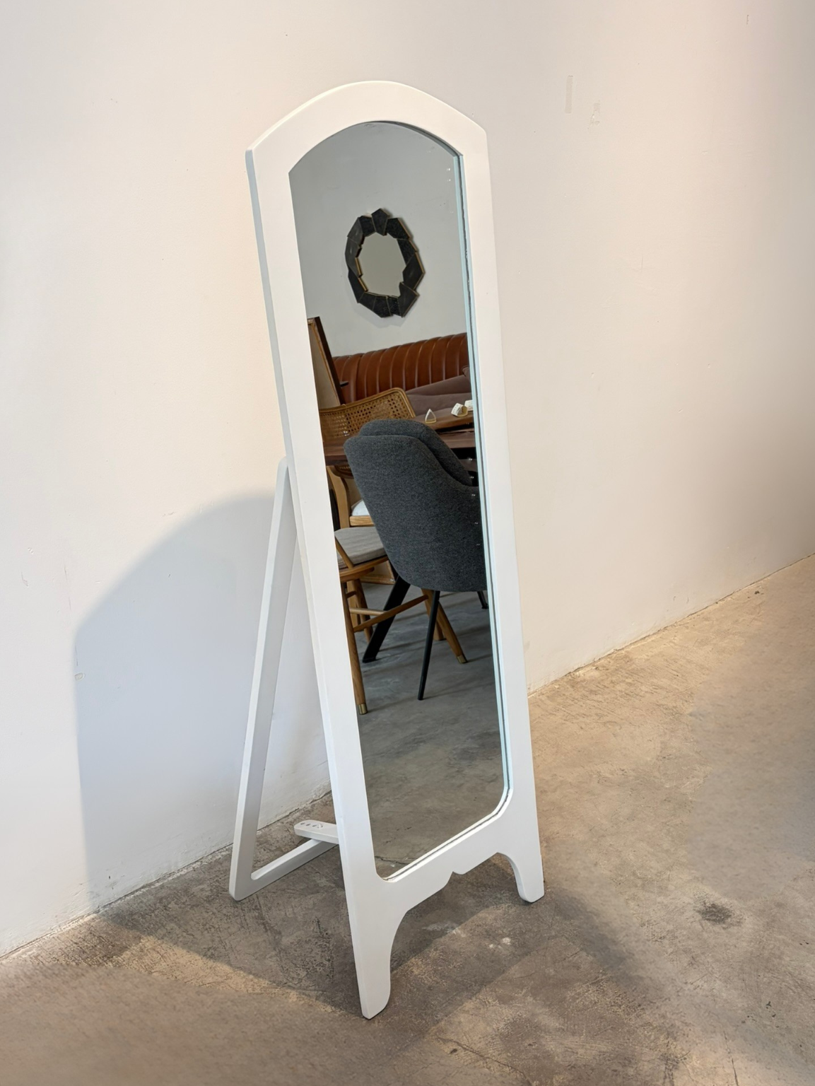 Standing Mirror 42