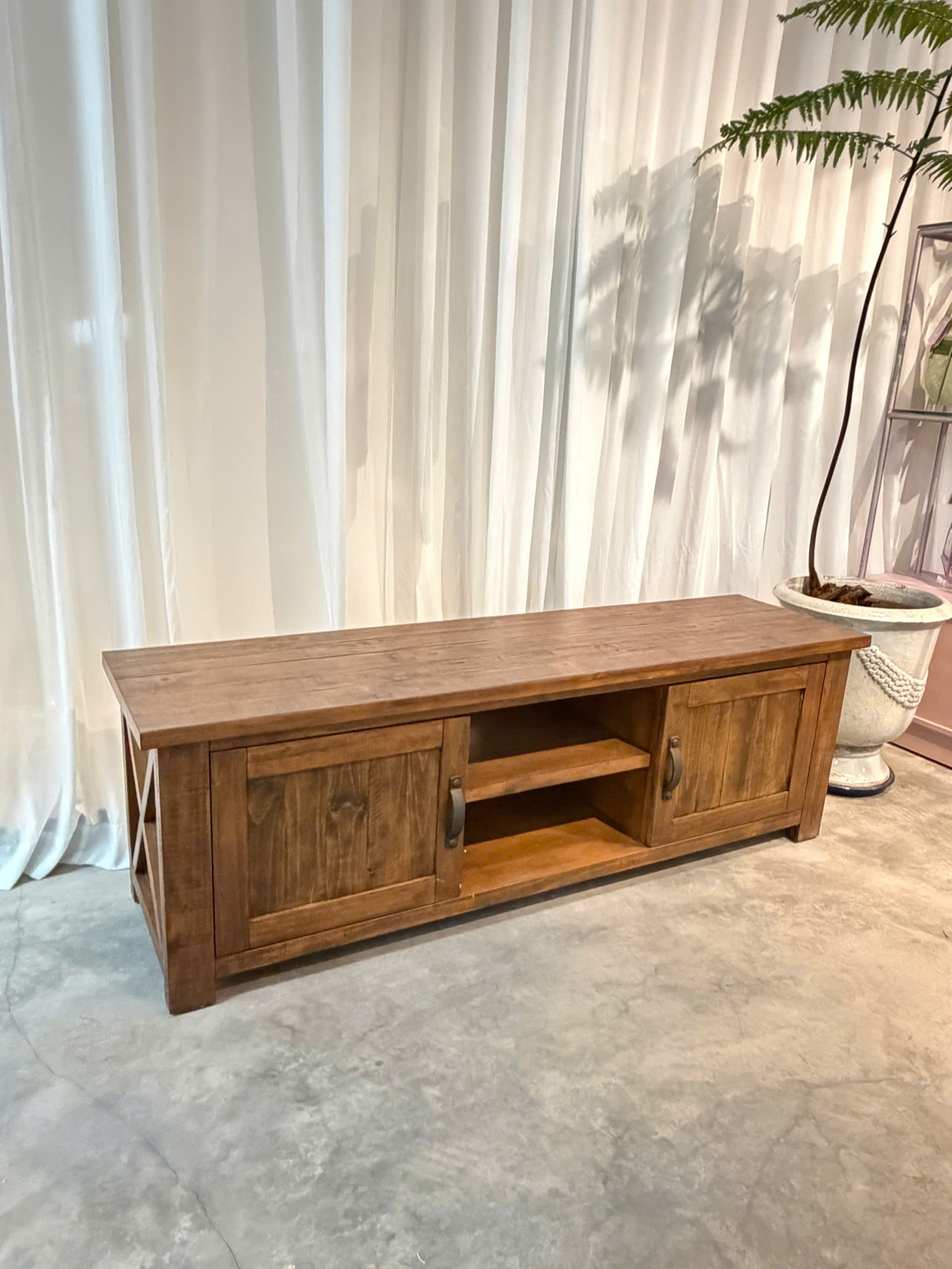 TV Cabinet 55