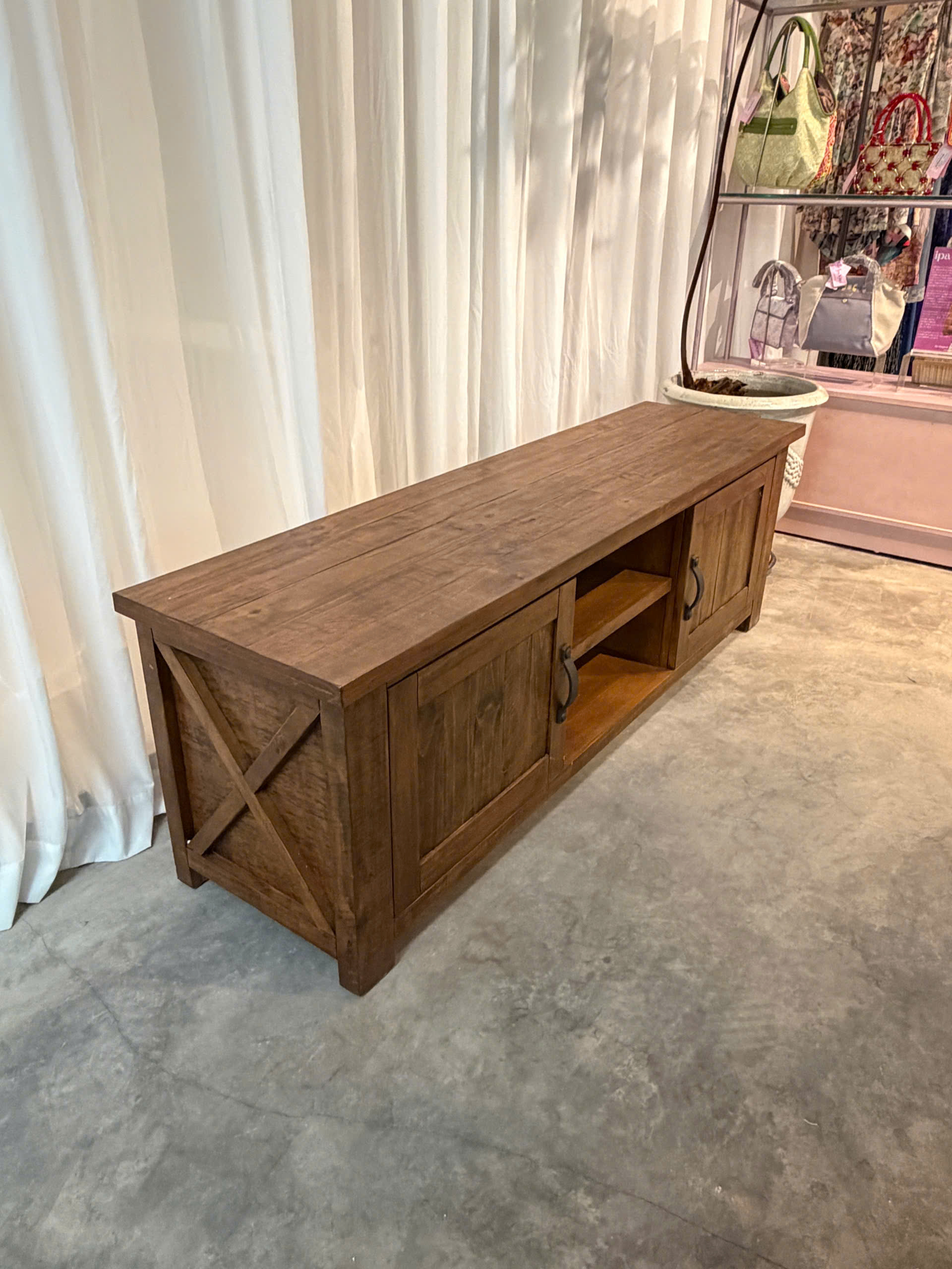 TV Cabinet 55
