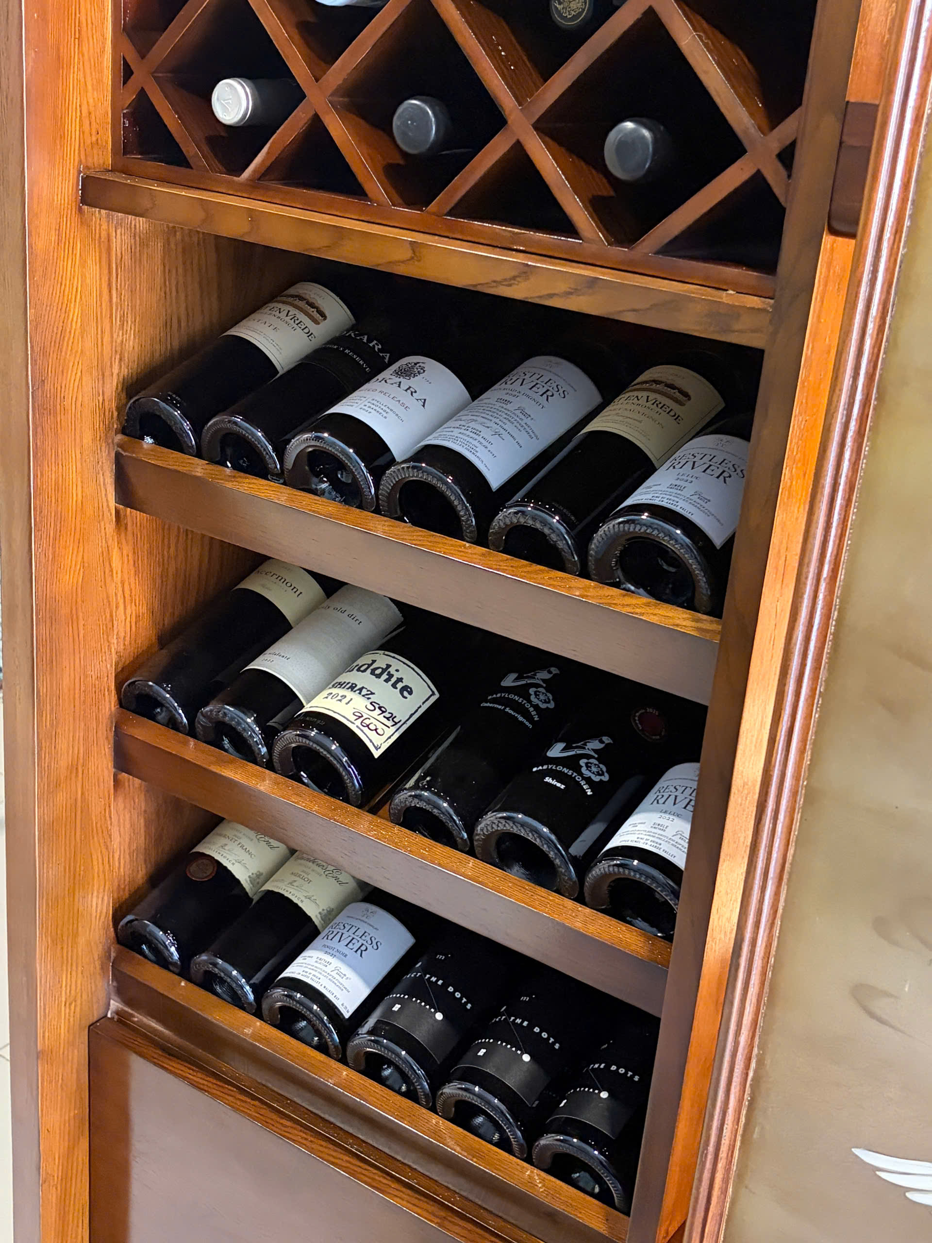 Wine Cabinet 24