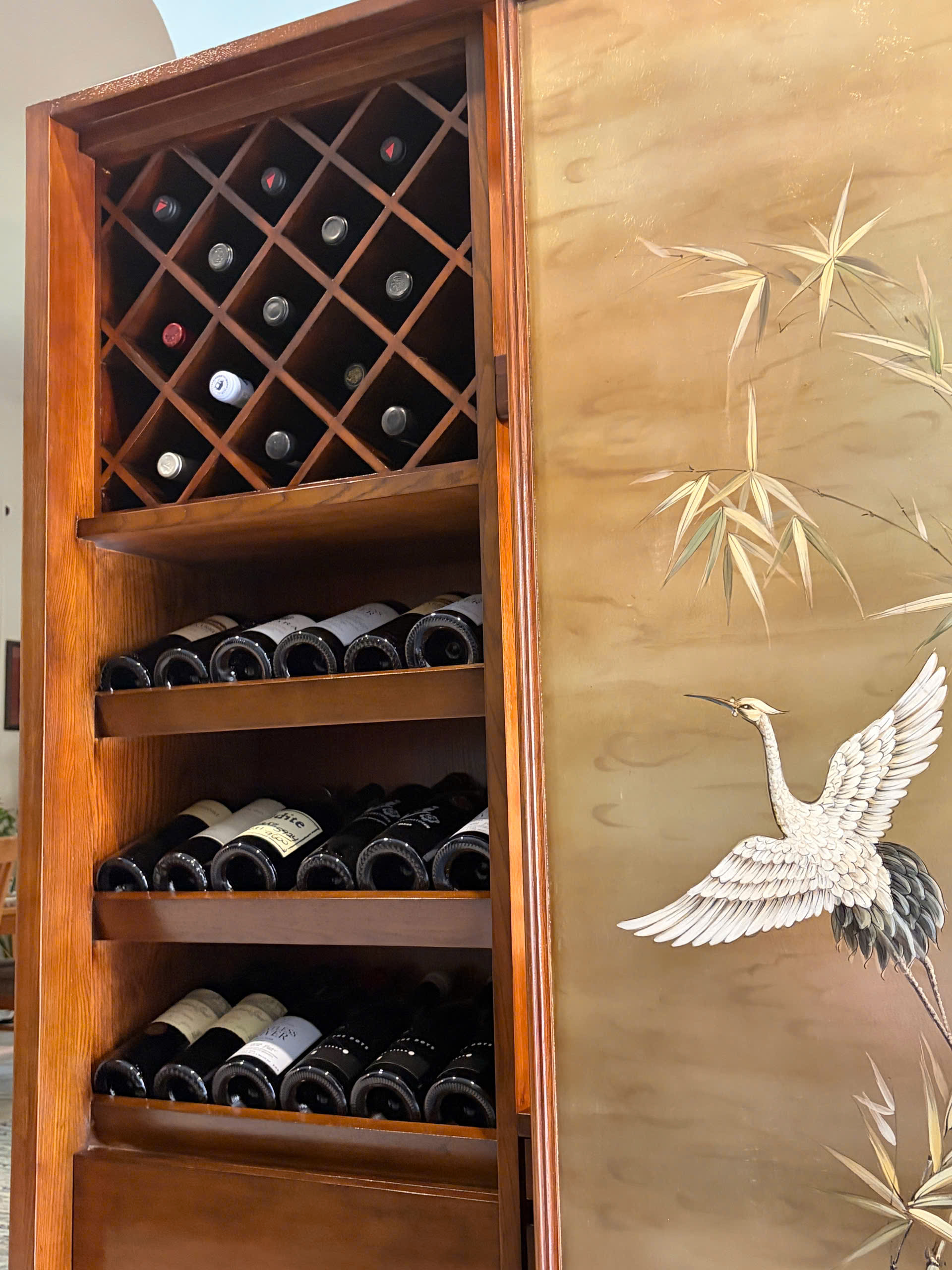 Wine Cabinet 24