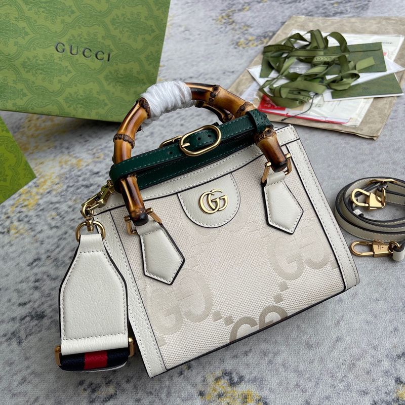 26112022111144_Gucci_702732_Diana_Bamboo_Mini_Tote_Bag_99922768_800x800.jpg