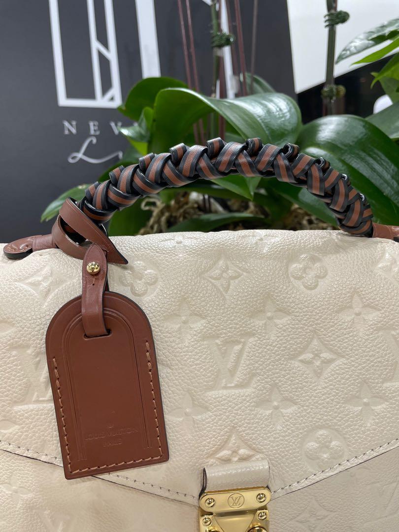 louis_vuitton_pochette_metis_b_1622898443_dec0b8f1_progressive.jpg