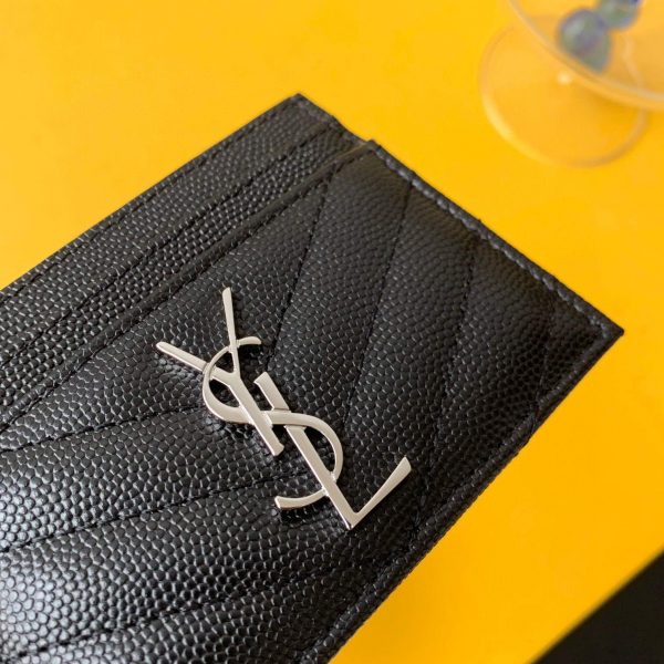 ysl_423291_yves_saint_laurent_monogram_card_case_in_grain_de_poudre_embossed_leather_1_600x600.jpg