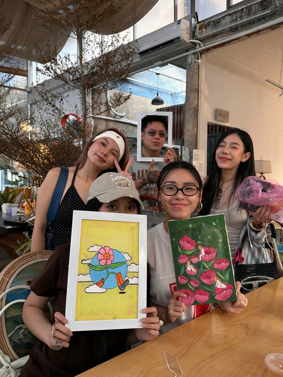 Chạm Lụa #2 – A Silk Painting Journey Through Hanoi