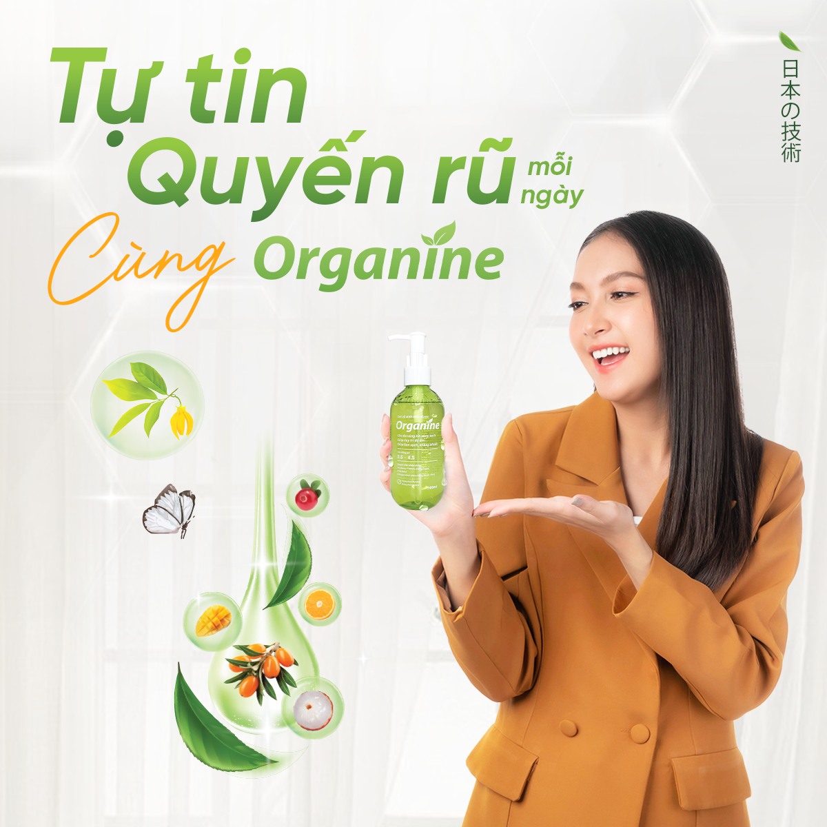 Hoi-chi-em-dang-do-xo-san-lung-loai-dung-dich-ve-sinh-nay-vi-loat-uu-diem-cuc-chat-1.jpg