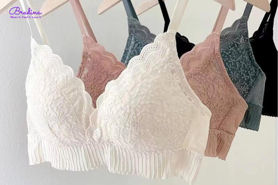 Chú ý đai áo bralette