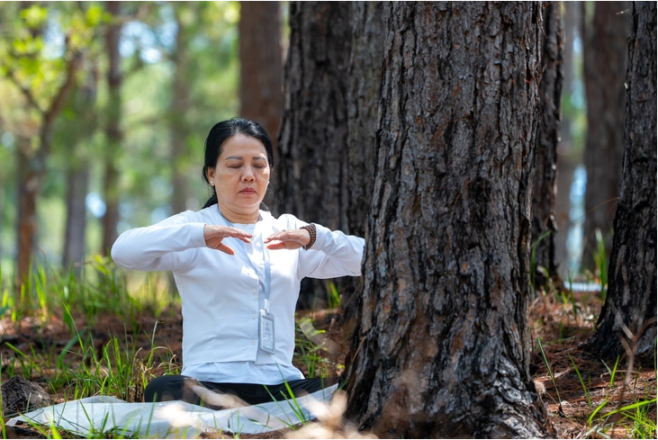 Chuong-trinh-Retreat-TU-ON-AO-DEN-TINH-LANG-08-10-05-2026-4.png