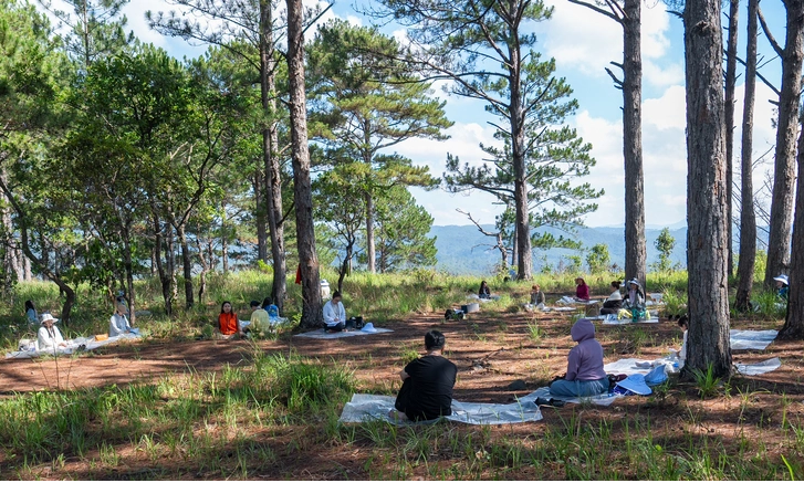 Chuong-trinh-Retreat-TU-ON-AO-DEN-TINH-LANG-08-10-05-2026-6.png