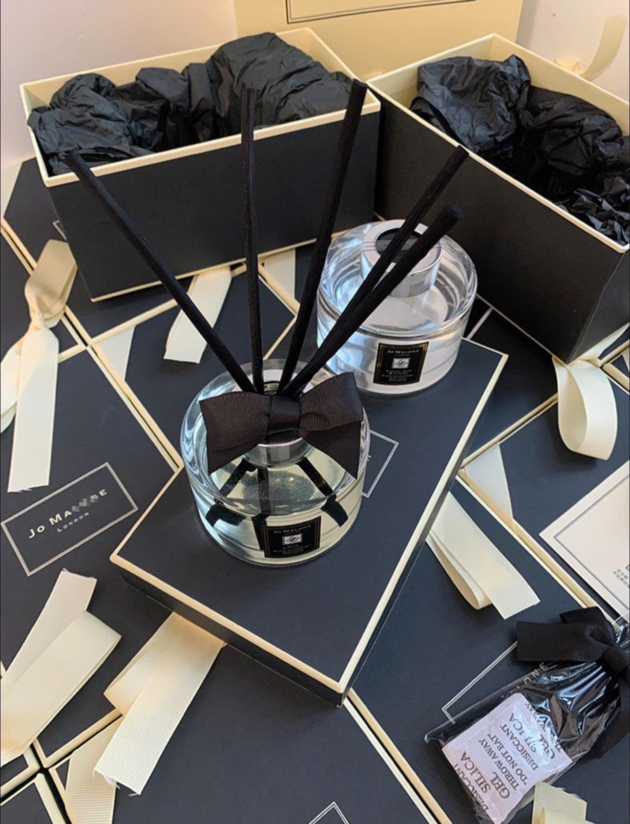 2928# Tinh dầu khuếch tán Jo Malone