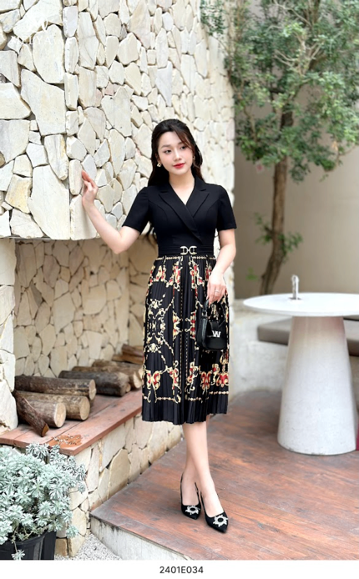 Đầm Xòe - Đen Dập Ly