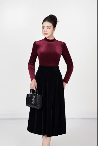 Chân Váy - Xoè Nhung - Đen