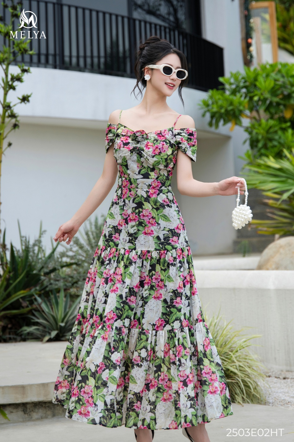 Đầm maxi - Hoa giấy trễ vai - Họa tiết