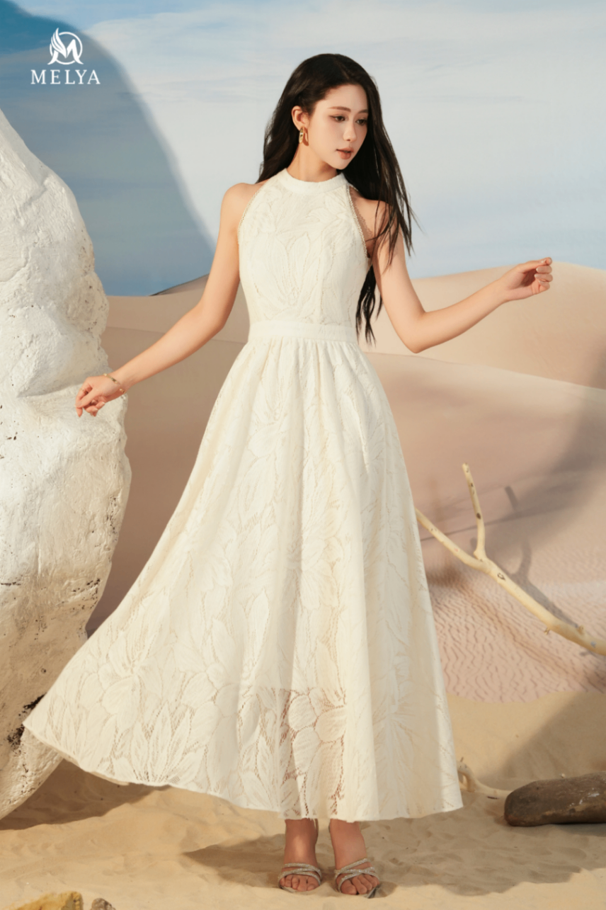 Maxi - Ren hoa cổ yếm - Trắng
