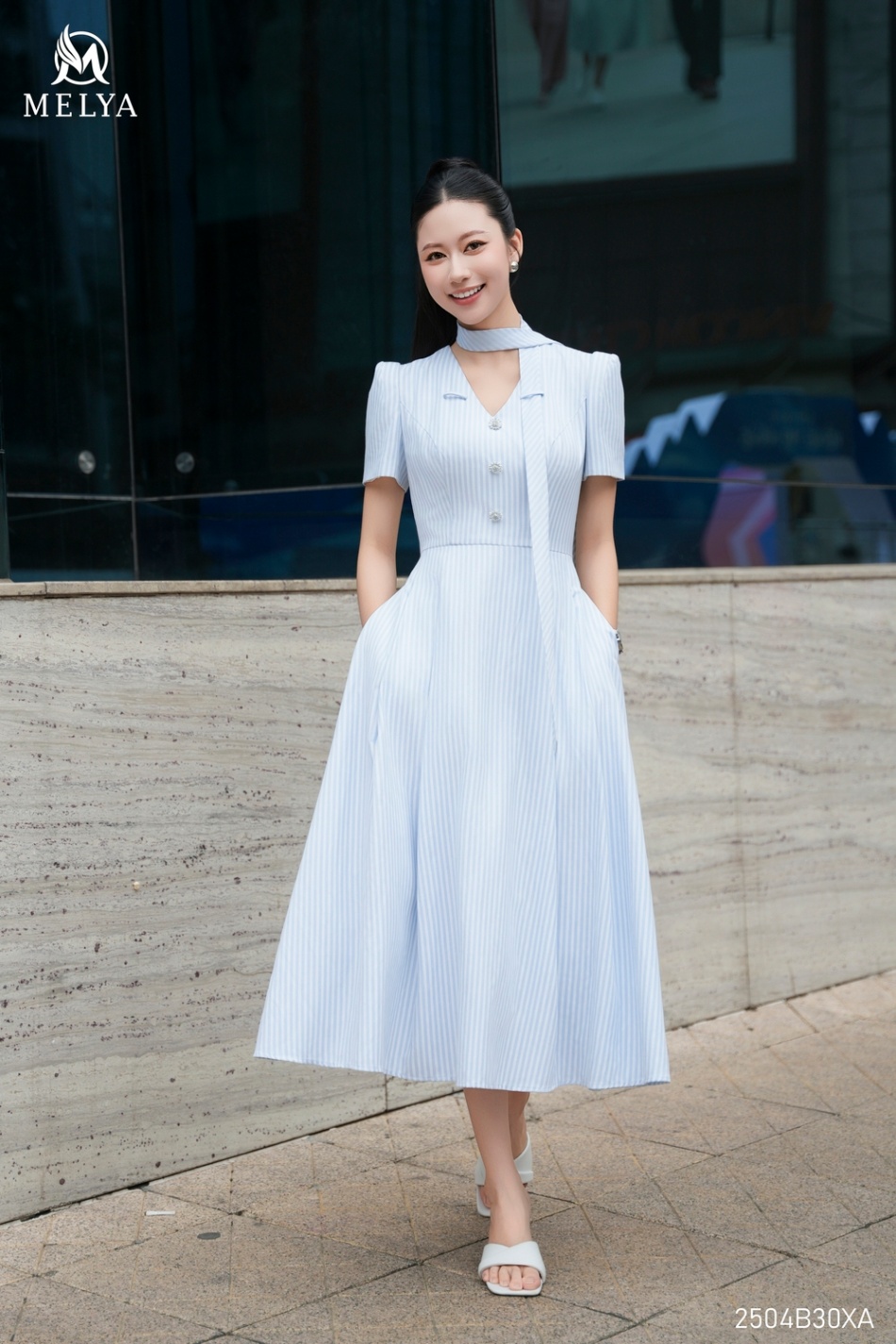 Đầm xoè - Kate kẻ phối dây cổ - Xanh blue pastel