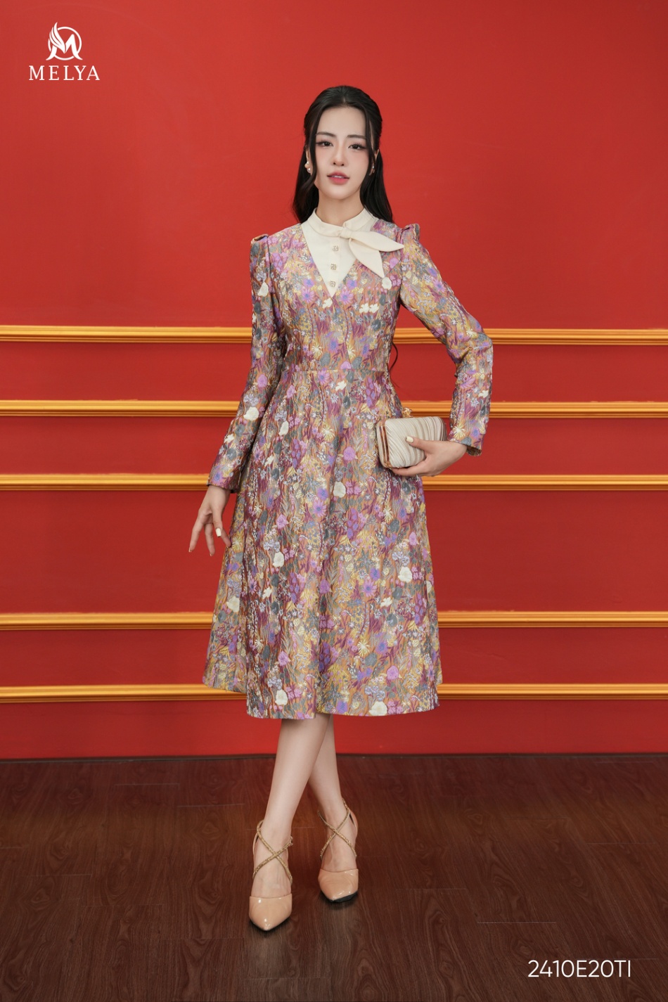 Đầm Xoè - Gấm Phối Cổ - Tím Nhạt