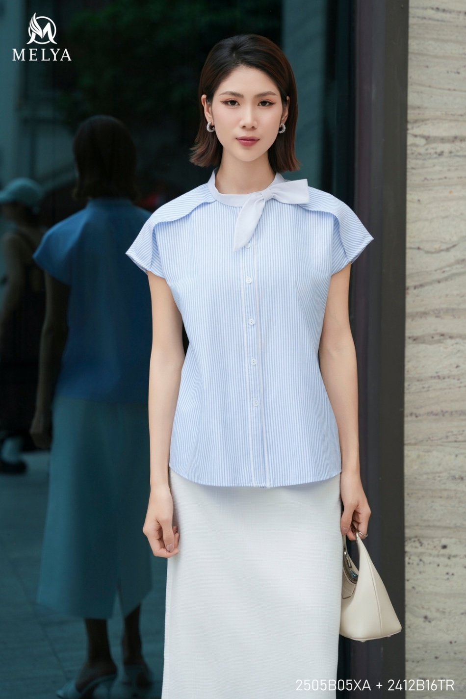 Sơ mi - Kate kẻ phối cổ nơ - Xanh blue pastel phối trắng