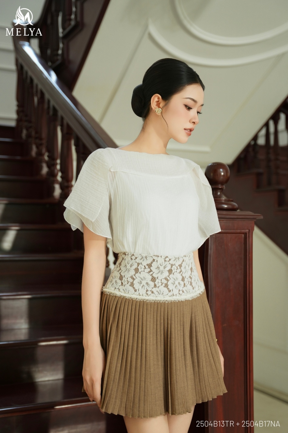 Chân váy - Xoè dập ly ngắn - Nâu