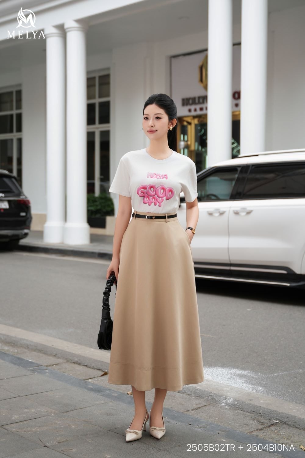Áo phông - In chữ - Trắng