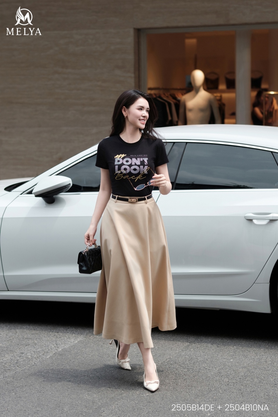 Áo phông - Croptop in Slogan - Đen