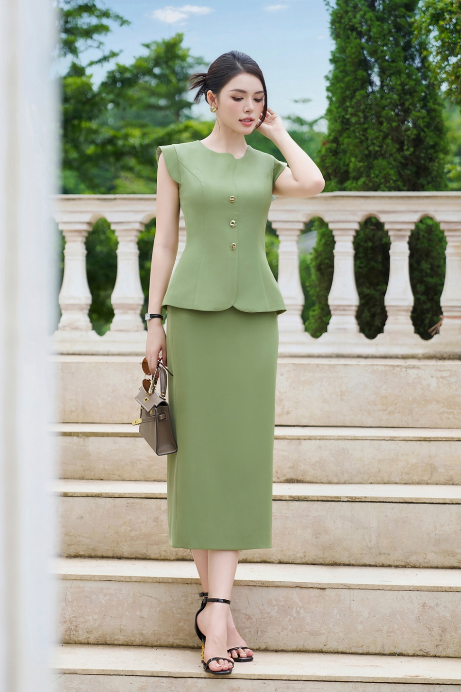 Set bộ - Áo kiểu + Chân váy bút chì Opal Chic - Xanh bơ
