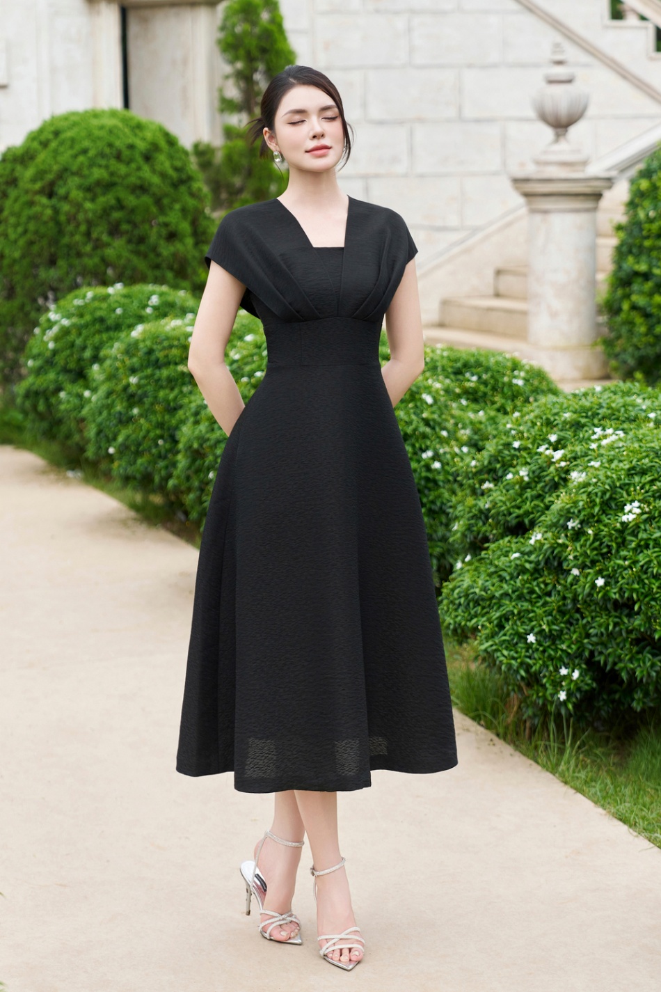 Đầm xòe - Ebon Luxe dress - Đen