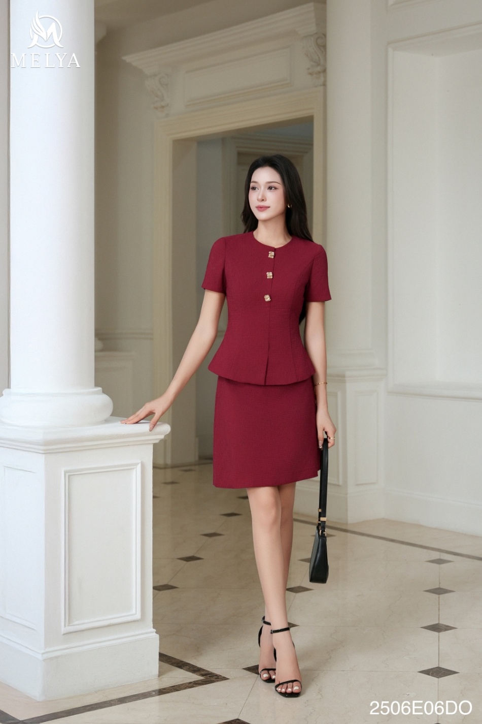 Set bộ - Áo kiểu + chân váy A ngắn - Feminine - Đỏ đô