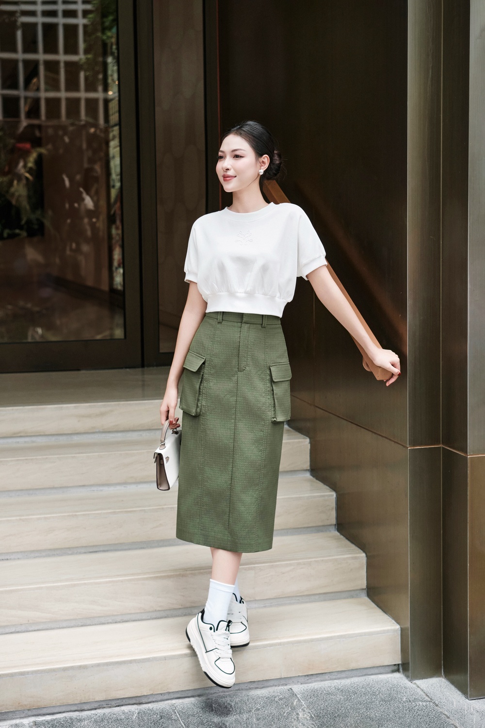Set bộ - Urban Activewear Duo - Trắng + xanh rêu