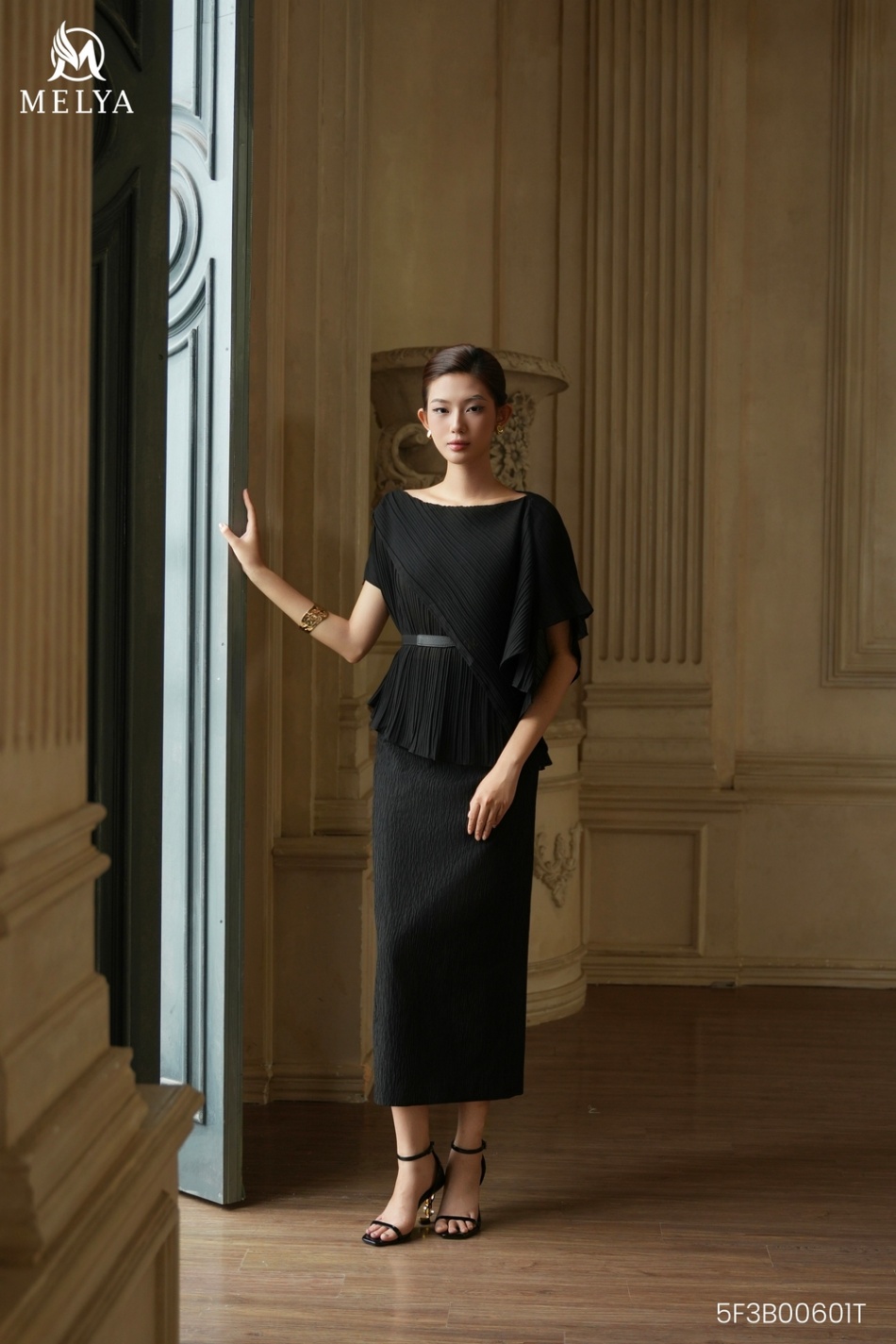 Set bộ - Noir drape - Đen