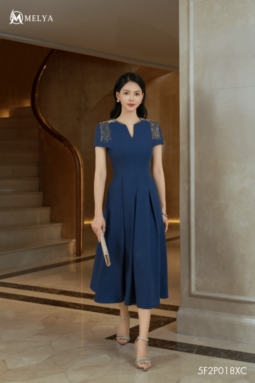 Đầm xoè cổ V đính kết vai – Stellar Dress