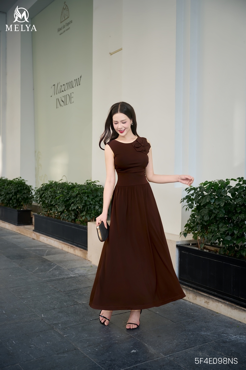 Đầm xoè - Brown liora dress jersey lụa hoa 3D - Nâu