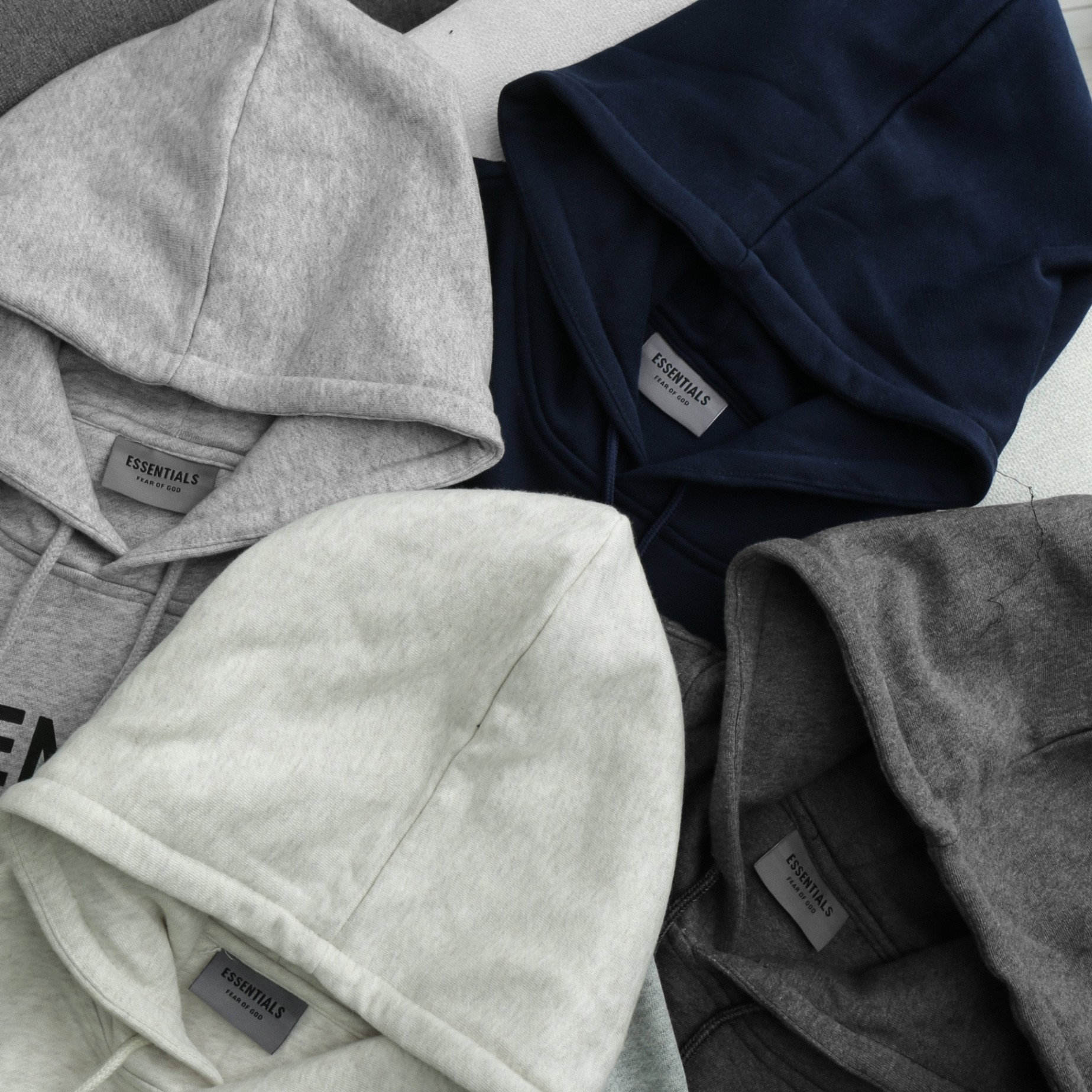 HOODIE ESSENTIALS