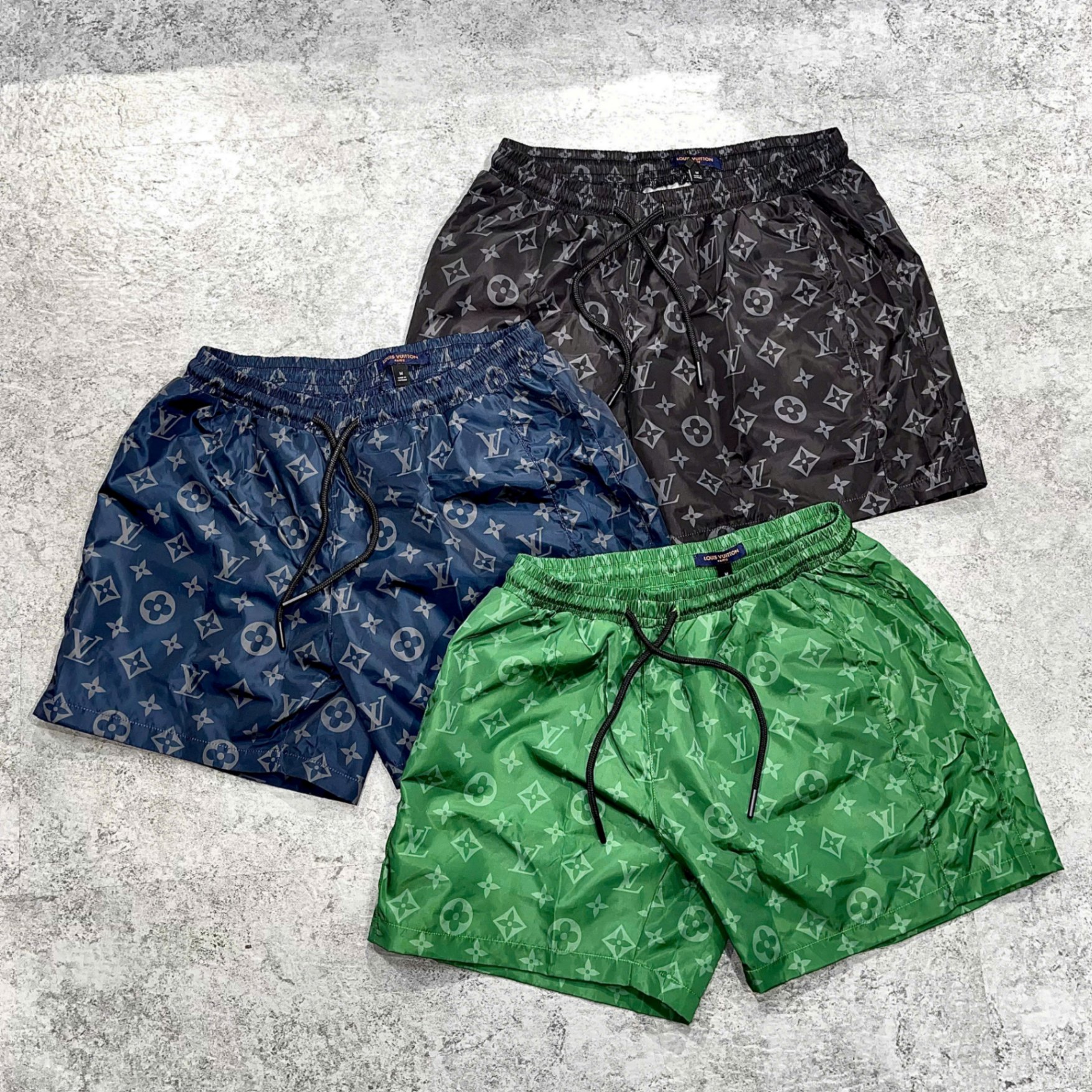 Short biển big LV
